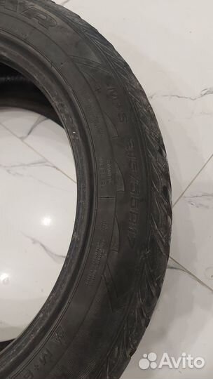 Goodyear UltraGrip Extreme 215/55 R17