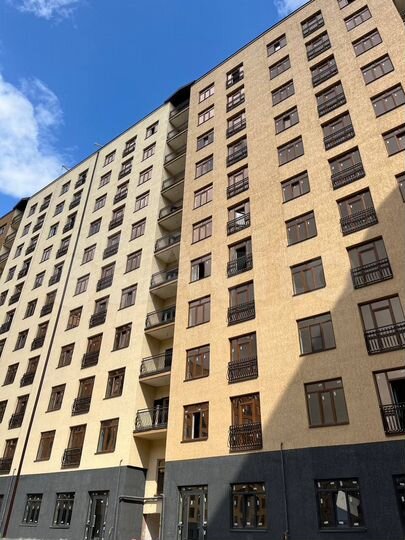 2-к. квартира, 68 м², 2/11 эт.