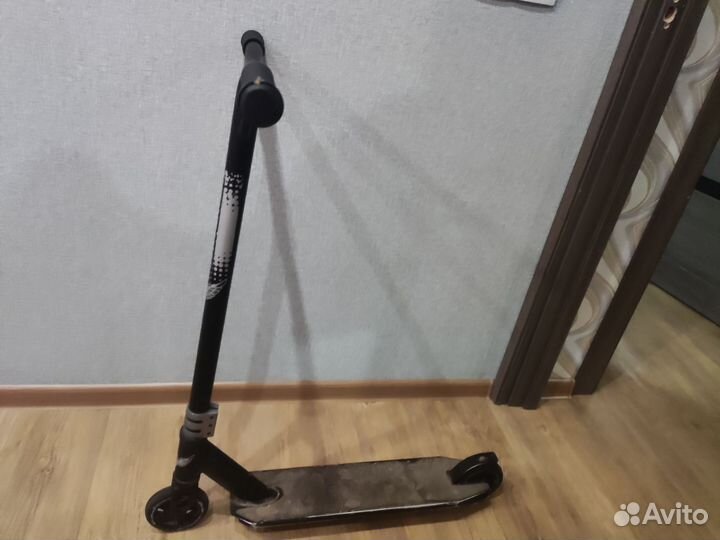 Трюковой самокат rush action