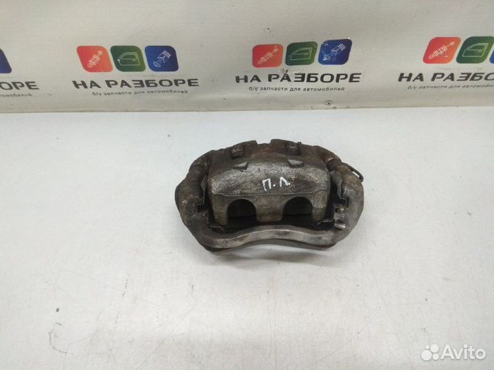 Суппорт передний левый Infiniti G35 V36 VQ37 2007