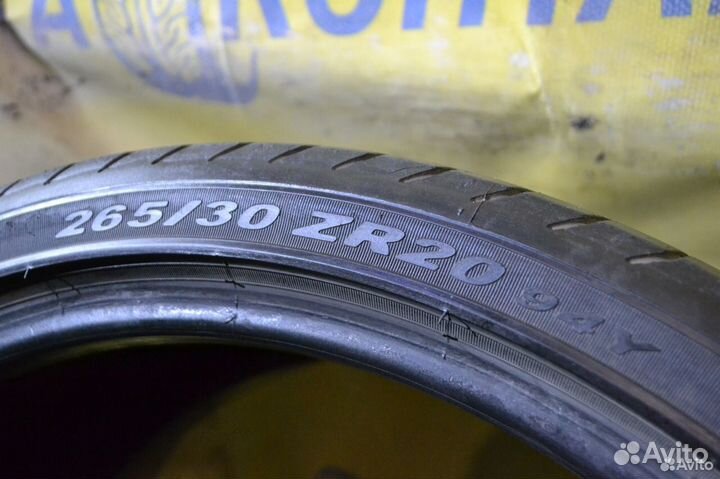 Pirelli P Zero Asimmetrico 265/30 R20