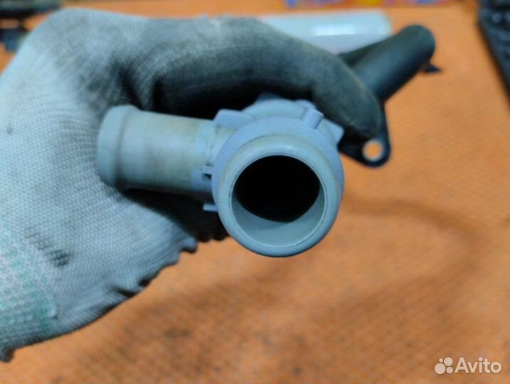 Патрубок передний Audi A6 C7 C7 chva 2012