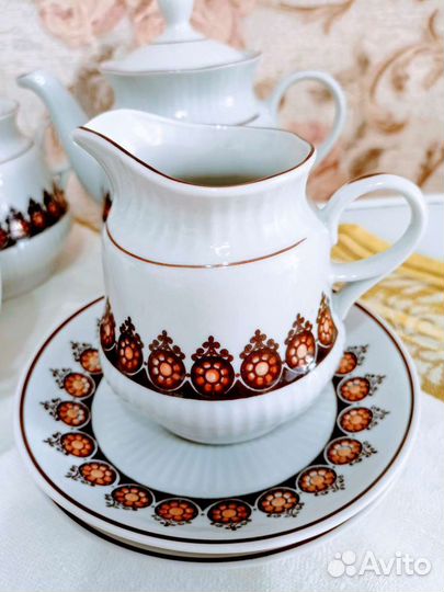 Винтаж Остатки фарфорового сервиза старая Рига