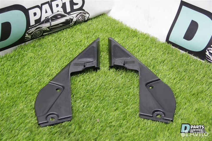 Треугольники зеркал Nissan Skyline CPV35-508696