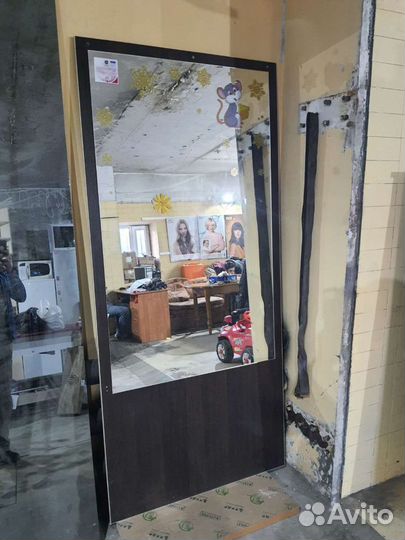 Зеркало для парикмахерской