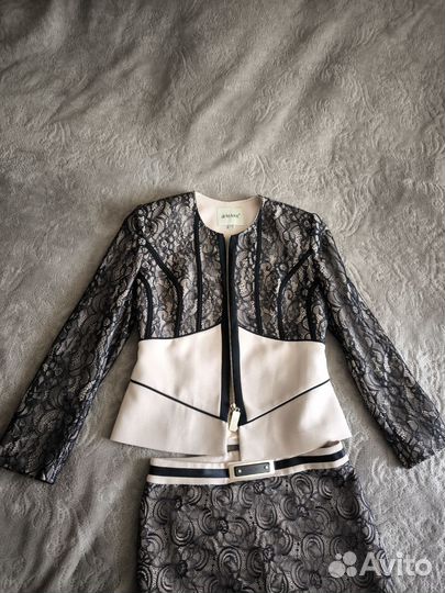 Костюм пиджак и юбка 44