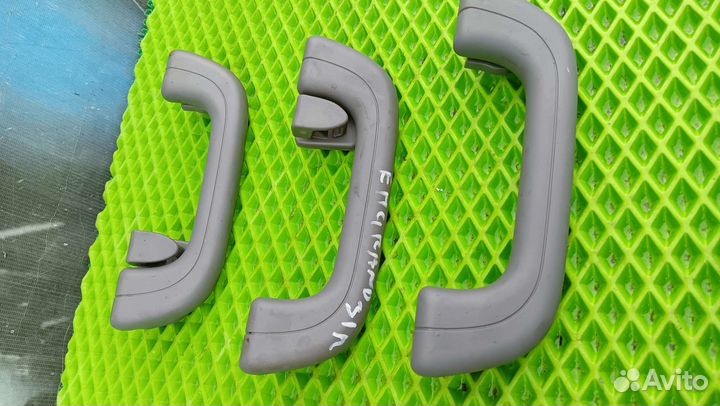 Ручка потолка Geely emgrand ec7 2013