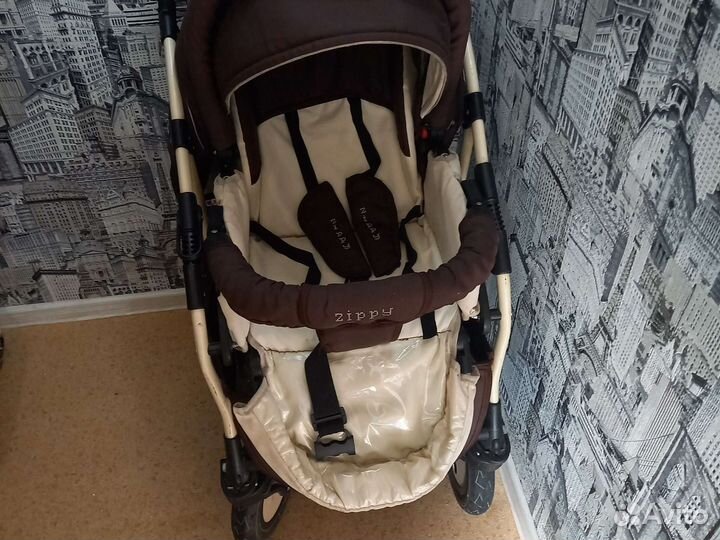 Коляска zippy 2 в 1 лежачий и сидячий блоки