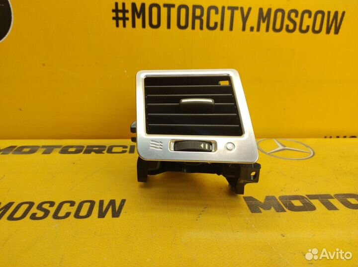 Дефлектор салона передний левый Land Rover Range