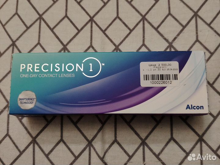 Контактные линзы alcon