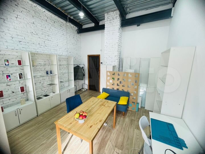 Помещение с парковкой