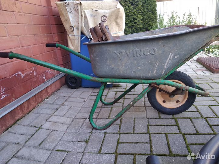 Садовый инструмент