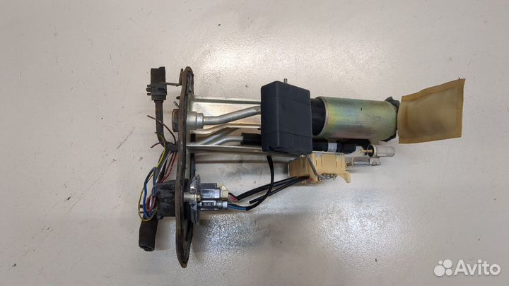 Насос топливный электрический Toyota RAV 4, 1997