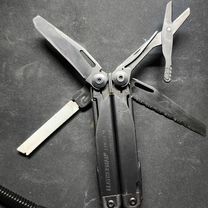 Мультитул Leatherman Surge black