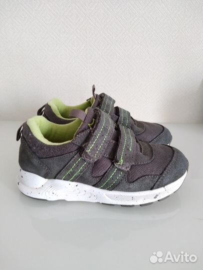 Кроссовки Котофей 28