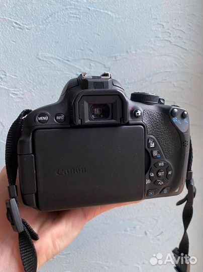 Фотоаппарат Сanon EOS 700d body