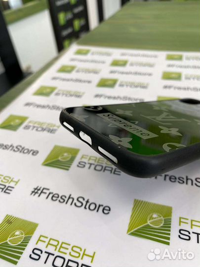 Чехол Louis Vuitton для iPhone X/Xs