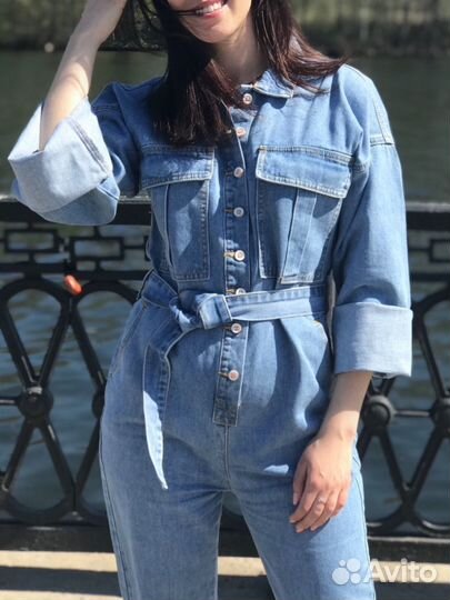 Комбинезон джинсовый