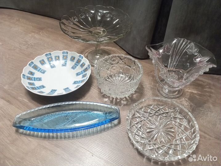 Хрустальные, стеклянные блюда для сервировки