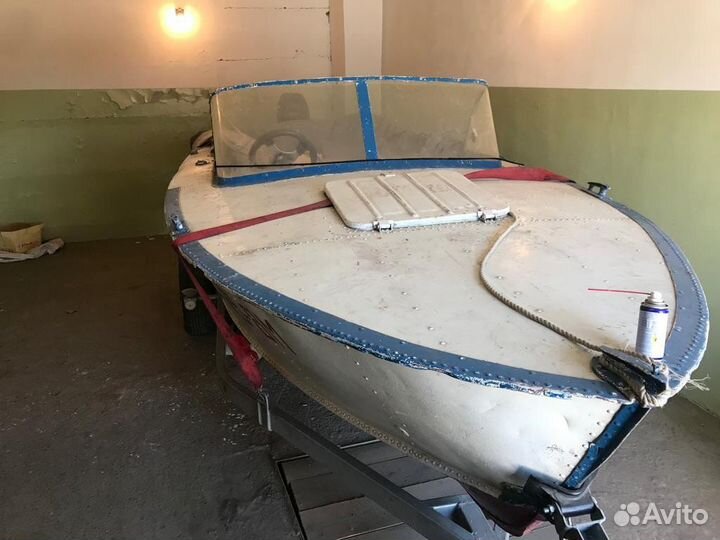 Мотор Tohatsu 30 с лодкой и прицепом