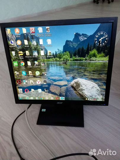 Монитор LG 19