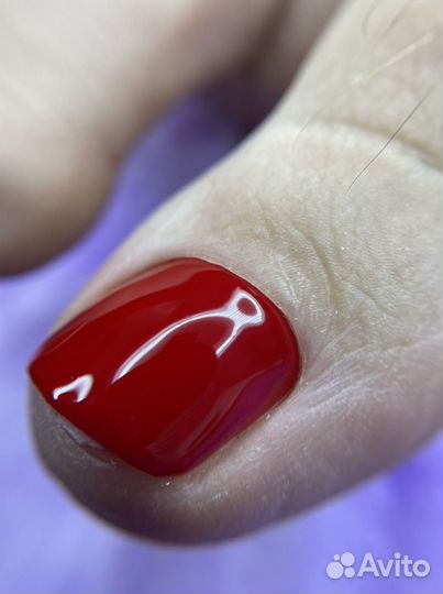 Маникюр с покрытием гель-лаком