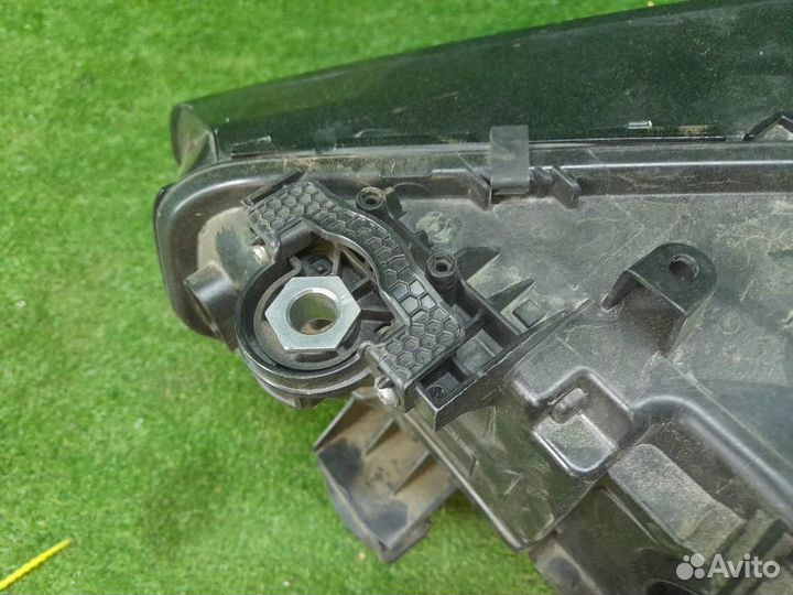 Фара правая BMW X5