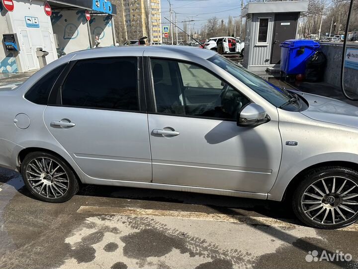 LADA Granta 1.6 МТ, 2013, 129 500 км