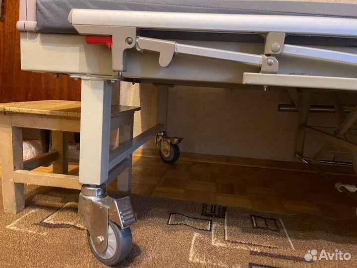 Медицинская кровать для лежачих больных бу