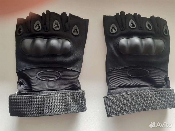 Перчатки тактические черные