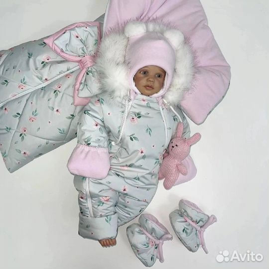 Комплект на выписку для девочки зима