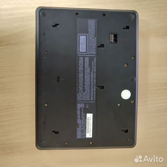 Портативный dvd плеер Sony DVP-FX850 и диски