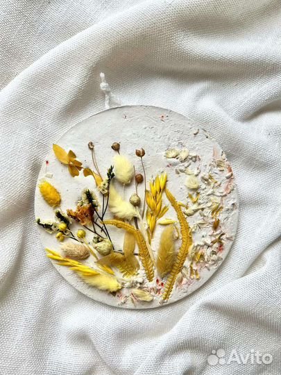 Гипсовое панно