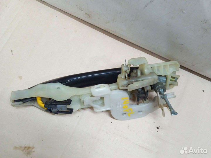 Ручка передняя левая Хундай i40