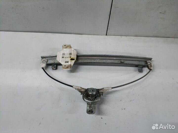 Стеклоподъемник задний левый Hyundai Solaris 1