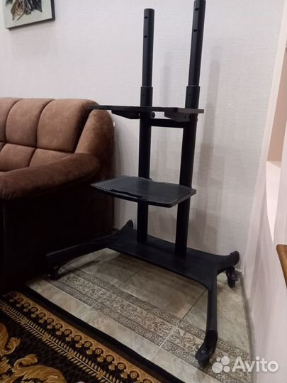 Подставка под телевизор