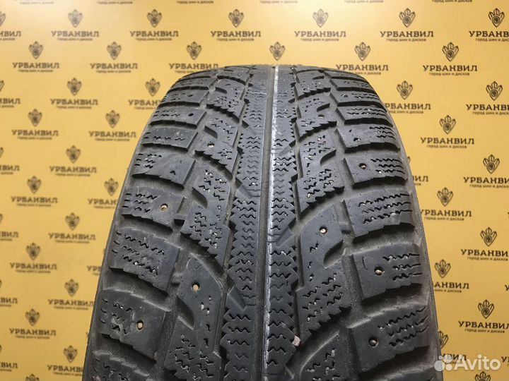 Kumho I'Zen RV Stud KC16 225/65 R17 106T