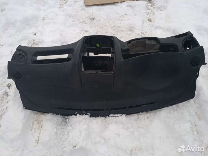 Торпедо Kia Sportage 2