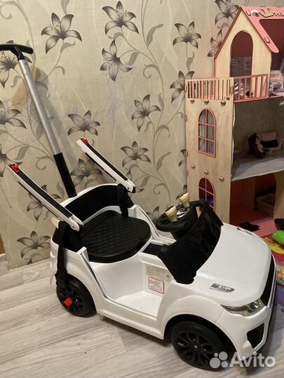 Электромобиль (толокар ) 4 в 1