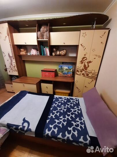 Гарнитур в детскую комнату