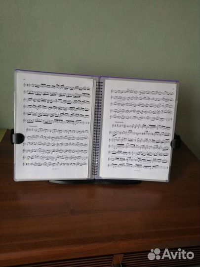 Подставка для нот, книг, планшета-новая