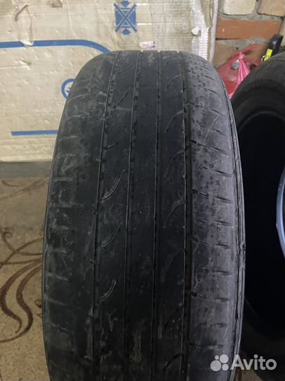 Bridgestone Dueler H/P 215/60 R17