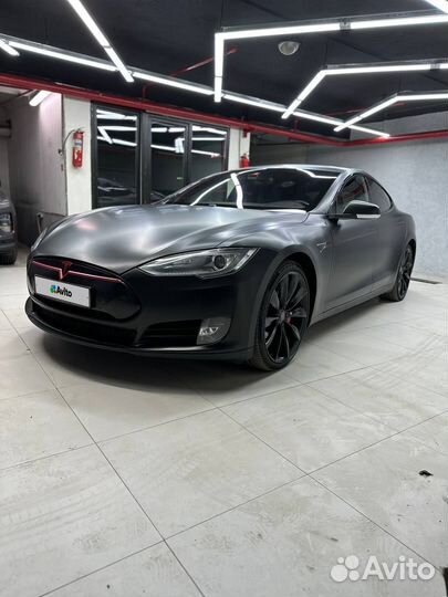 Tesla Model S AT, 2014, 132 000 км