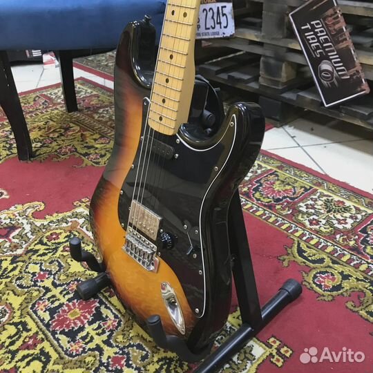 Электрогитара Fender Stratocaster HS Sunburst 2002