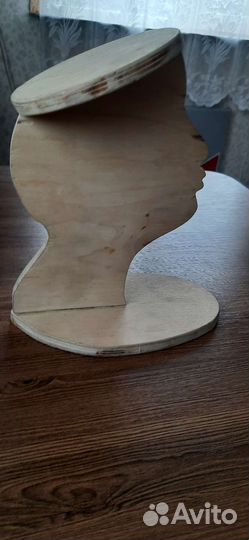 Подставка для шапок