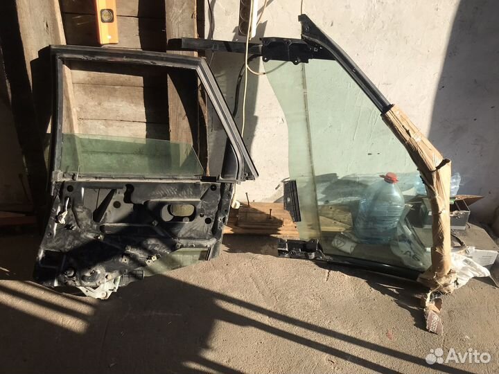 Ветровое стекло на audi 80 b4