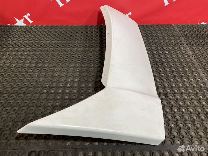 Спойлер кабины верхний правый 2018г Daf XF106