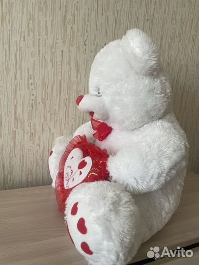 Плюшевый медведь