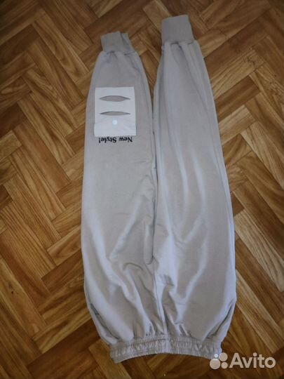 Спортивный костюм женский