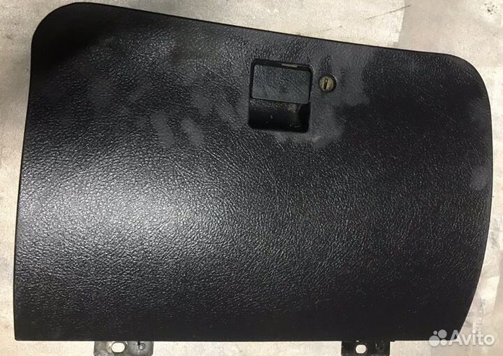 Бардачок Seat Cordoba 1600 1996